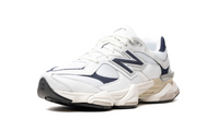 9060 "White / Navy"