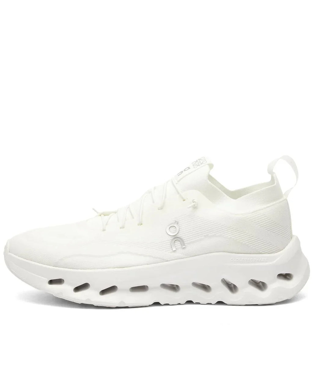 "Loewe X On Running Cloudtilt All White"